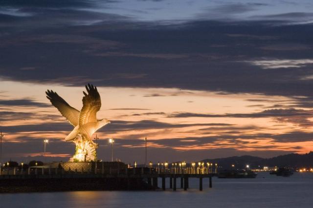 Malajzia - Szingapúr, pihenéssel Langkawi-szigetén - magyar nyelvű idegenvezetéssel