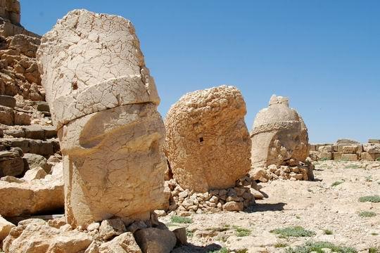 Kappadókia, Noé és Ábrahám-emlékhelyek, Nemrut- és Ararát-hegy