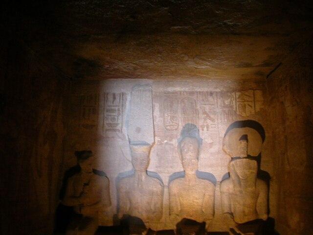 Abu_Simbel_-_Allerheiligstes