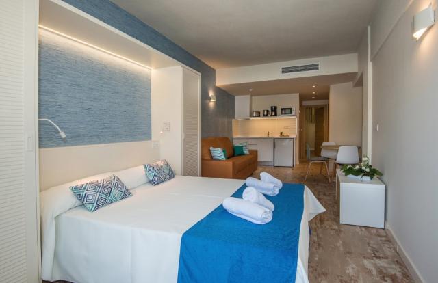 HOVIMA La Pinta Beachfront Family Hotel