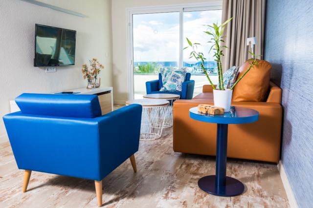 HOVIMA La Pinta Beachfront Family Hotel