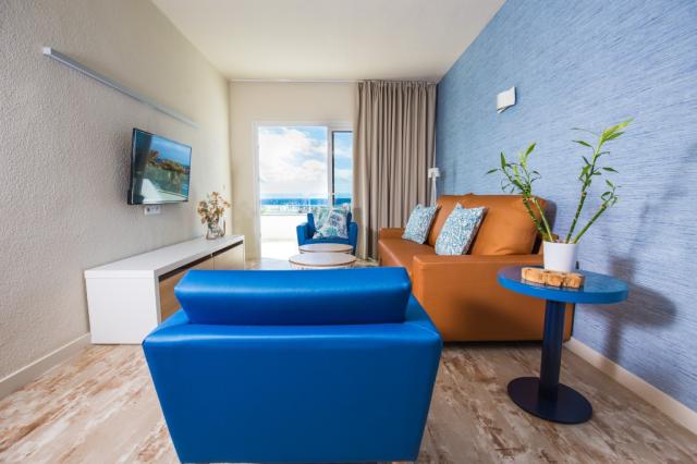 HOVIMA La Pinta Beachfront Family Hotel