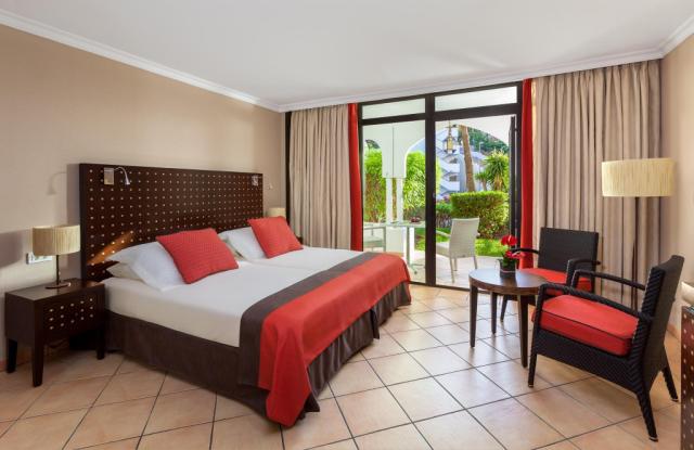 Hotel Seaside Sandy Beach