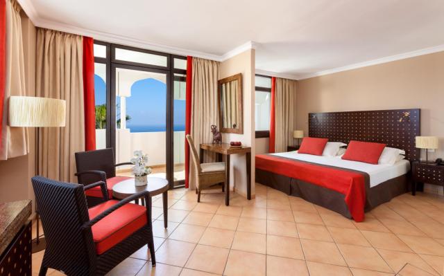 Hotel Seaside Sandy Beach