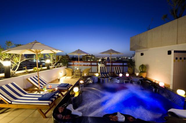 Hotel Seaside Sandy Beach