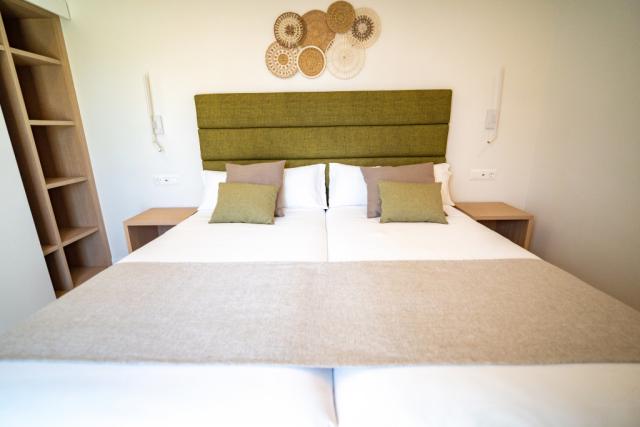 Hl Miraflor Suites