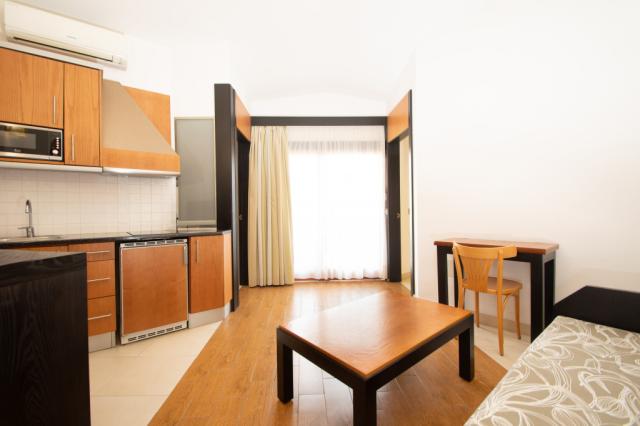 Hl Miraflor Suites