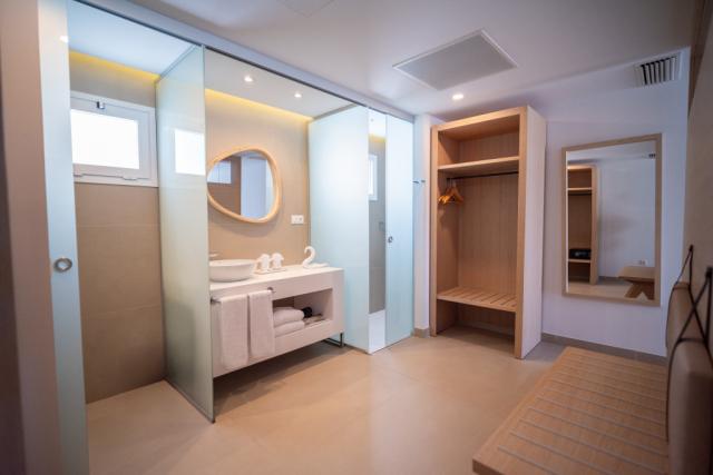 Hl Miraflor Suites