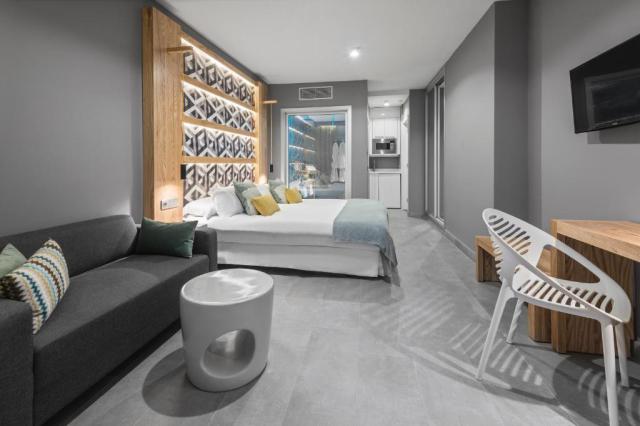 Atlantic Mirage Suites And Spa