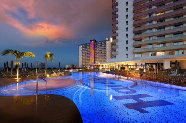 Hard Rock Hotel Tenerife