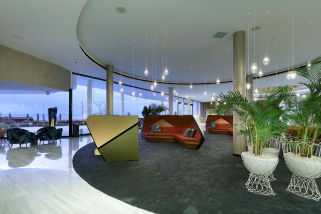 Hard Rock Hotel Tenerife