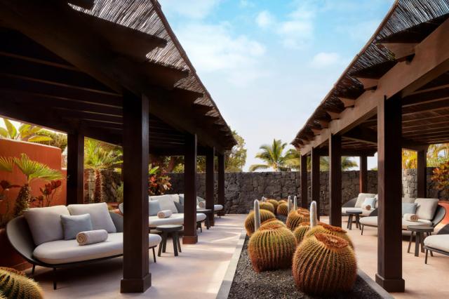 Tivoli La Caleta Resort