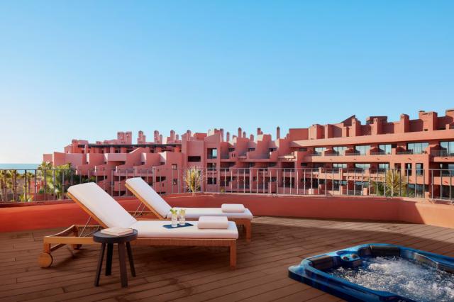 Tivoli La Caleta Resort