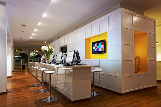 Coral Suites & Spa