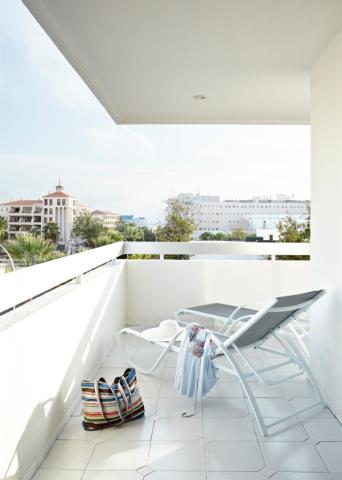 Coral Suites & Spa
