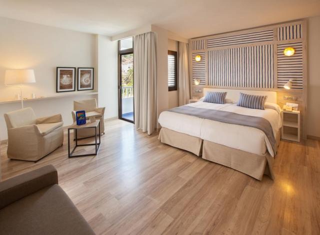 Corallium Beach Hotel