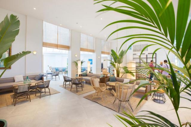 Corallium Beach Hotel