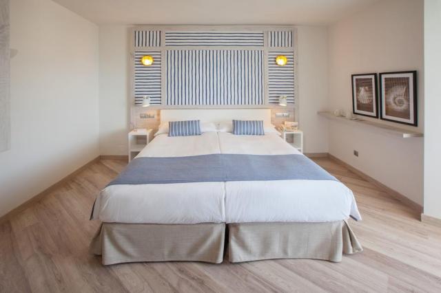 Corallium Beach Hotel