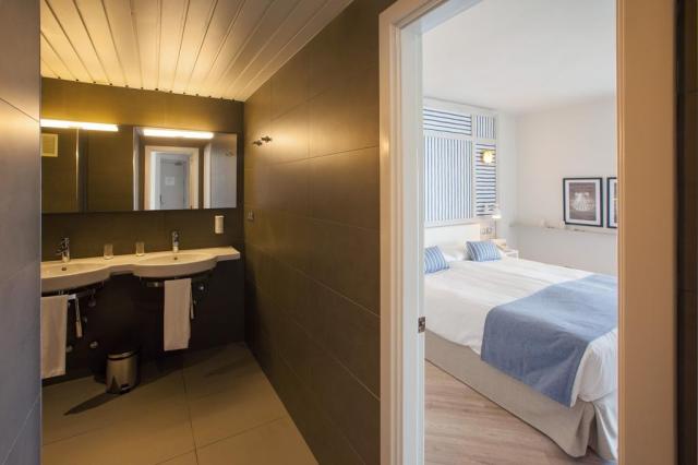 Corallium Beach Hotel