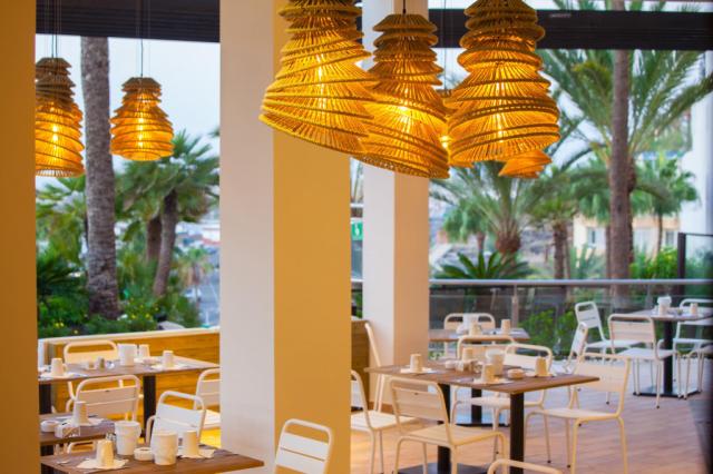 Corallium Dunamar by Lopesan