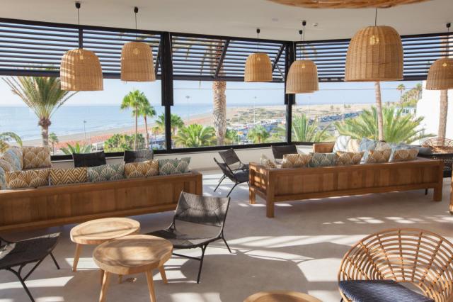 Corallium Dunamar by Lopesan