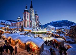Semmeringi vonatozás, advent  Mariazellben és látogatás a Lindt Csokoládégyár mintaboltjában