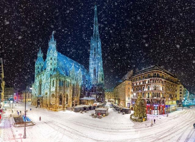 Adventi vásár Bécsben és vásárlás a Hauswirth Csokoládégyár mintaboltjában