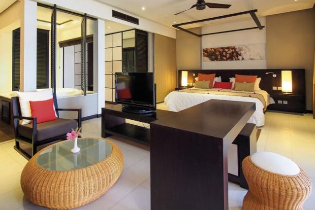 Crystals Beach Resort Belle Mare