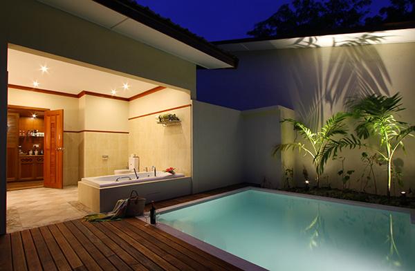 Garden-Pool-Villa-Bathroom
