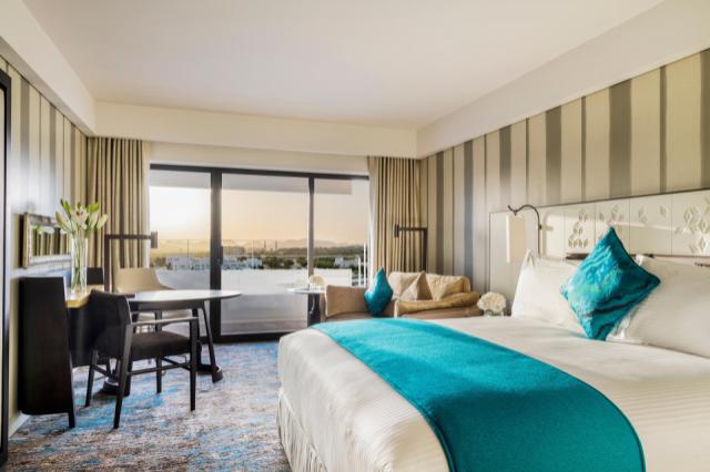 intercontinental-muscat-6042045374-3x2