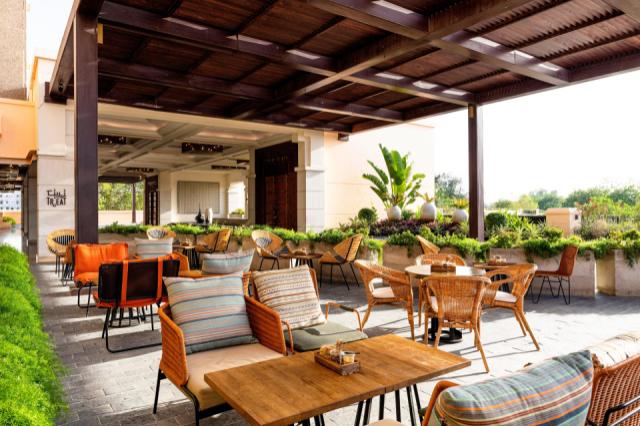 intercontinental-muscat-6039384241-3x2