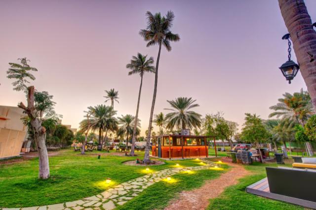 intercontinental-muscat-7618886603-3x2