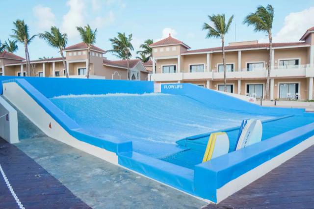 Bahia Principe Grand Punta Cana-piscinaolas1