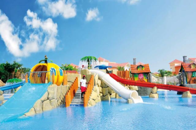 Bahia Principe Grand Punta Cana-bp-puntacana-families-waterpark