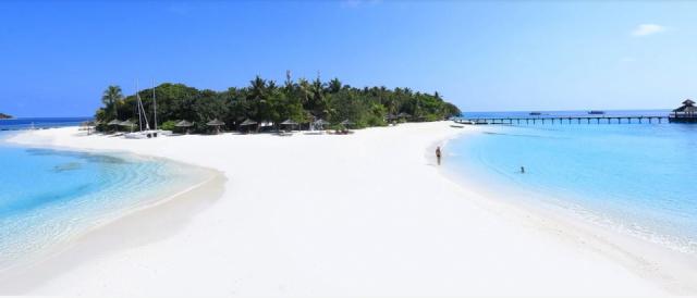 Reethi Beach Resort