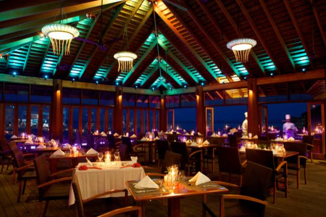 KureduORestaurantInterior1