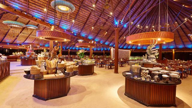 Kuredu Island Resort & Spa