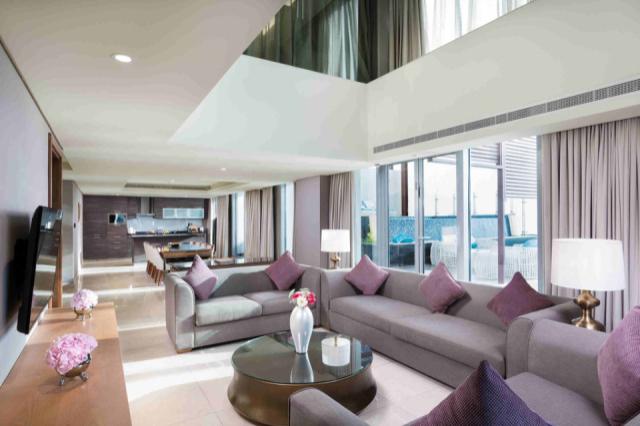 3_Bedroom_Private_Pool_Living_Area_R