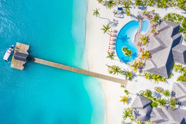 Aerial_Sun Siyam Iru Veli _ 01