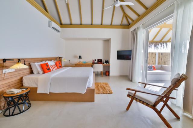 Beach Suite with Pool_M7