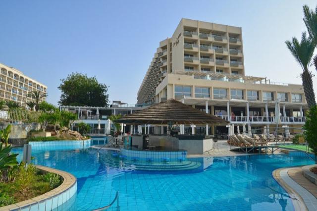 pool-bar3