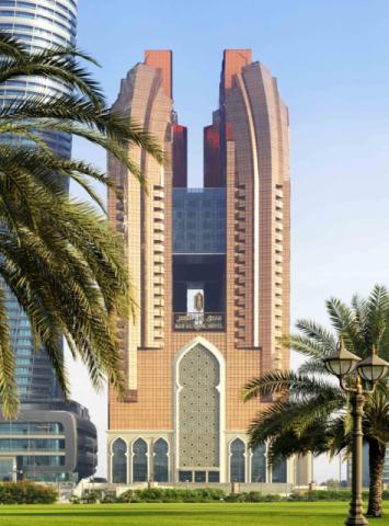 Bab_Al_Qasr_Exterior__0151_R