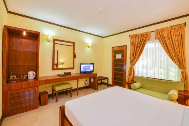 Bandos Island Resort & Spa