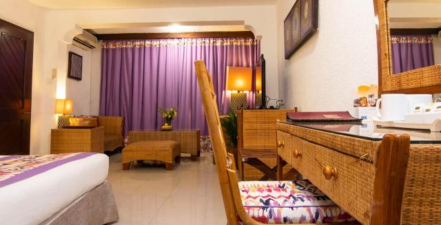 MBA-Leopard Beach Resort -seaview-chui-class-cottages_1