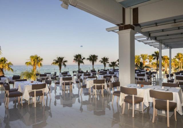 Protaras-Constantinos The Great Beach Hotel-9
