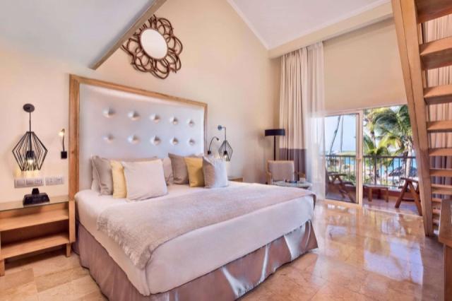 Loft Suite- beachfront2