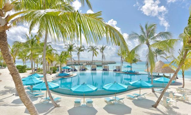 BeachClub2-6a1be95126d793168927f4d368a2bbbb