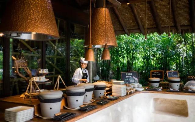 yao-noi-thailand-breakfast-at-living-room3