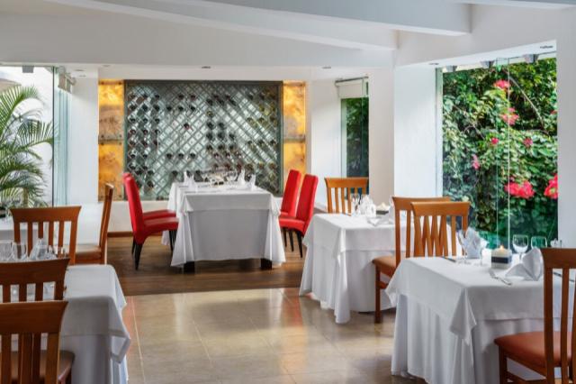terraza-grill-restaurant-at-the-reef-playacar-playa-del-carmen-