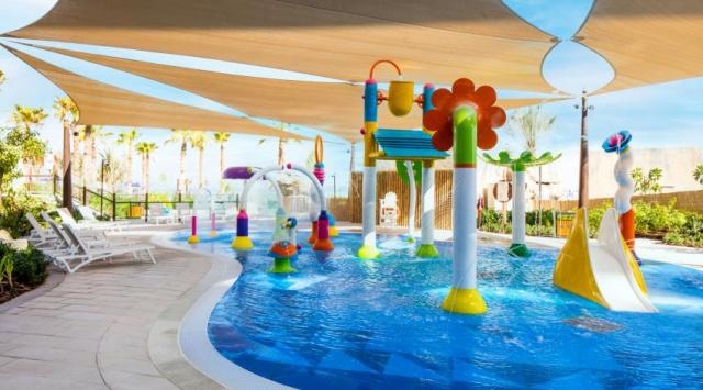 142707470-H1-cdd-splash-pad